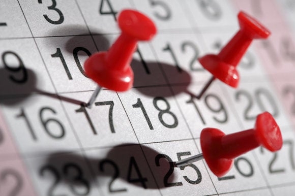 generic calendar pinpoint dates thumbtacks